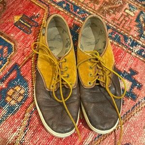 Men's Corduroy & Leather Vans Size 11